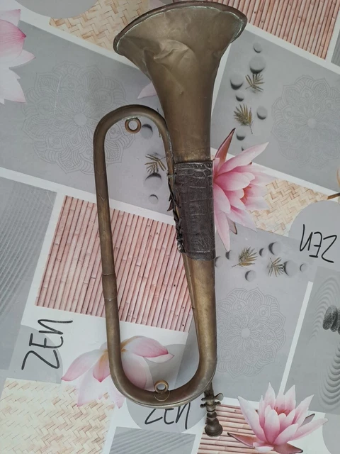 Vieille Trompette De Jouet Disney N°2 - Ancien Jouet De Bazar, Collector Années Passées