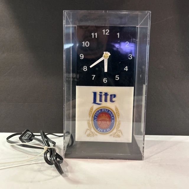 VINTAGE MILLER LITE Back Bar Beer Clock Light Works Well NR 35.00