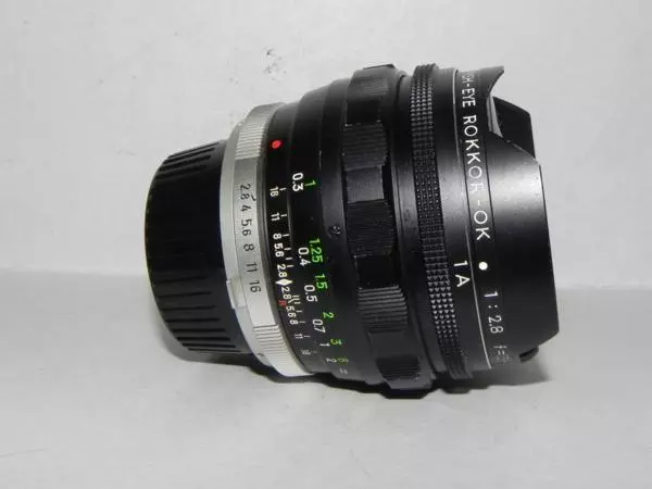 Minolta Mc Fish-Eye Rokkor-Ok 16Mm/F 2.8 Lens