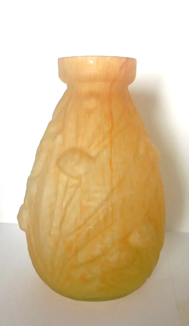 Grand vase en verre épais taillé - Echo d'époque
