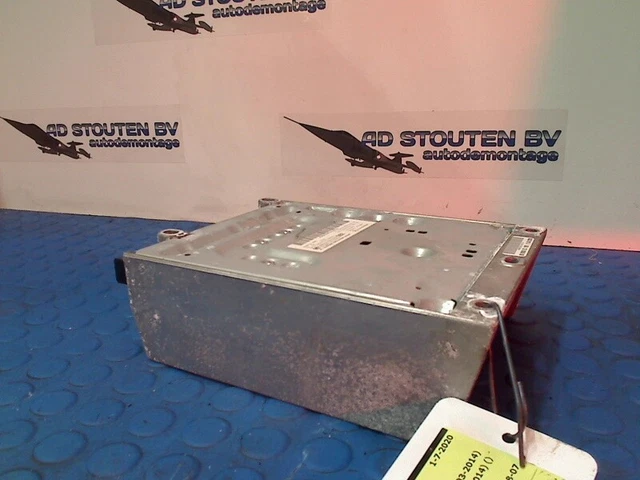 A2048706690 Audio Amplificatore Mercedes-Benz C (W204) 2008