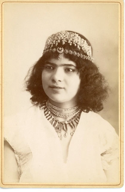 Tirage Albuminé Vintage Algérie Femme Mauresque Circa 1880 - Format 5,5x8 Cm, Référence CK6770