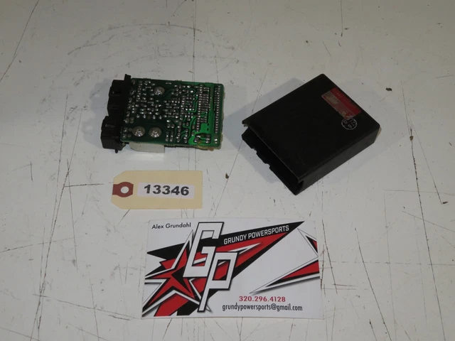 Suzuki - 1992 GSX R 1100 -CDI / Igniter Unit FOR PART OR REPAIR ONLY 32900-40C20