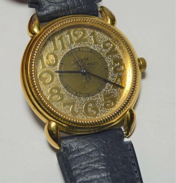 VINTAGE GUESS GEORGES Marciano Or Couleur Unisexe Montre Quartz Runs Neuf Pile EUR 37 68 PicClick FR
