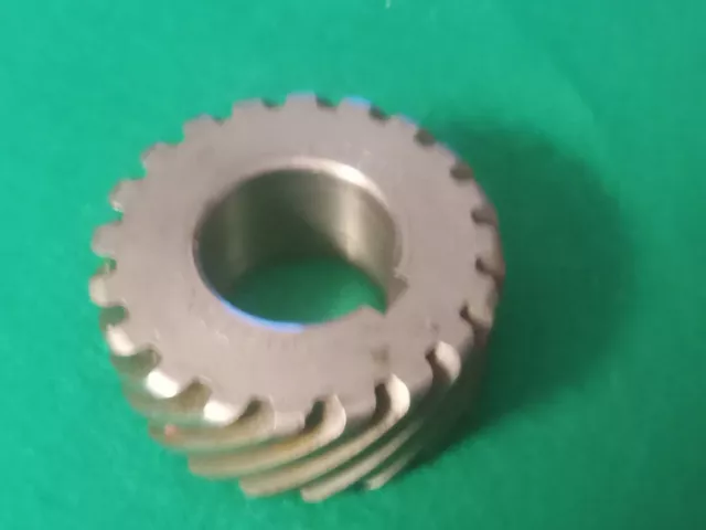 Boston Gear  H1020-R   20 Tooth  10 Pitch  RH Helical Gear 1" Bore- NEW