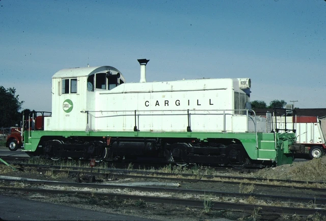 Cargill EMD SW1 Kodachrome orignal Kodak Slide