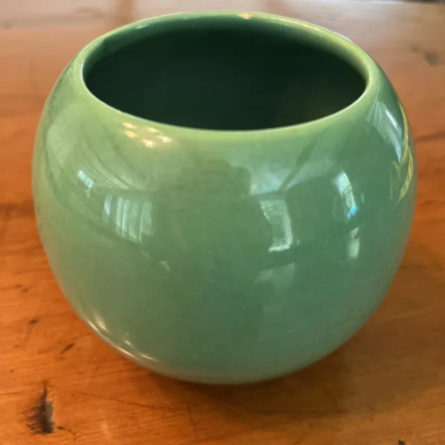 VTG Possible Haeger Oval/ Round Vase Art Pottery Green USA Planter, 2 sm Chips