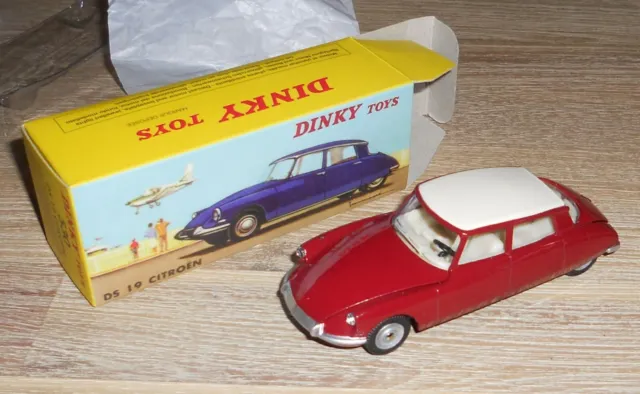 Dinky Toys France - Citroen DS 19 ref  530 en boite - réédition