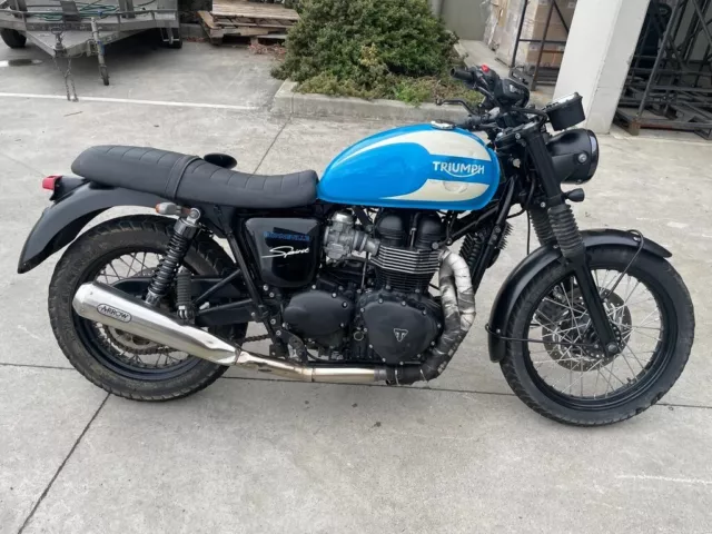 Triumph Bonneville Spirit T100 03/2015Mdl 18202Kms Stat Project Make An Offer Triumph Bonneville Spirit T100 03/2015Mdl 18202Kms Stat Project Make An Offer
