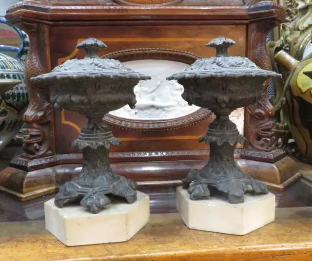 ancienne paire de cassolettes napoleon III en regule sur marbre epoque XIXe