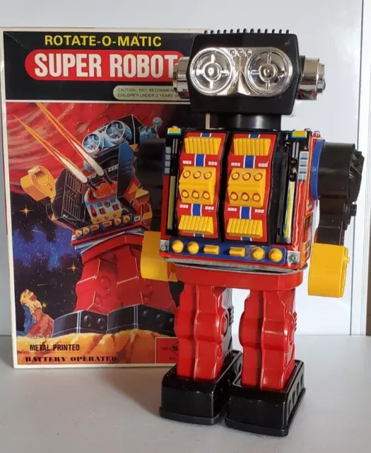Vintage ROTATE-O-MATIC SUPER ROBOT - 12" Battery Operated / Horikawa (KR)