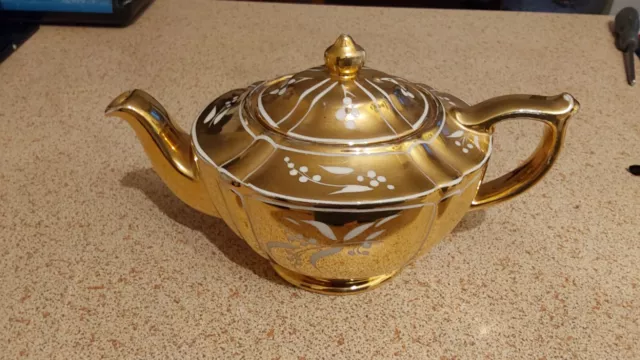 Vintage 1950s, Art Deco, Sadler Teapot, 'Gold Lustre' Pattern, 1.5 Pints