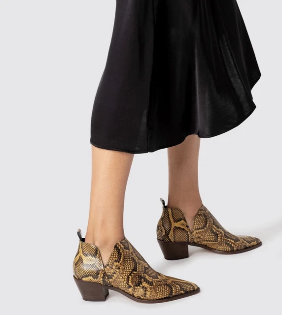 Dolce vita santo ii clearance booties