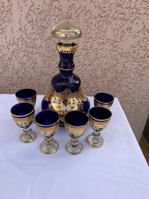 service à liqueur émaillé bleu et doré carafe et verres