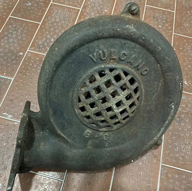 ventilatore da cammino a trazione manuale anno 1950  marca Vulcano