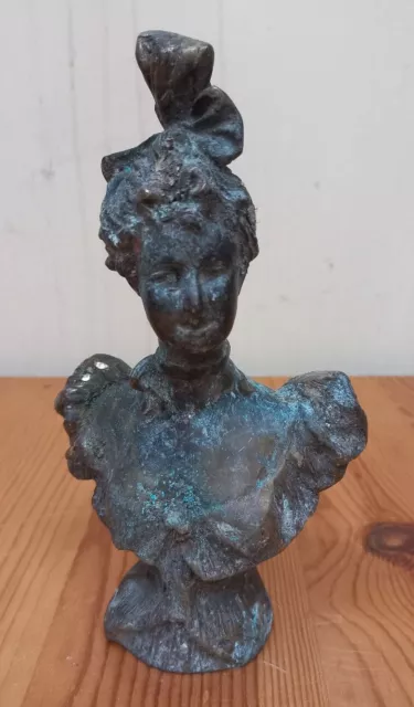 Figura O Busto De Mujer Del Siglo Xix En Bronce, Escultura