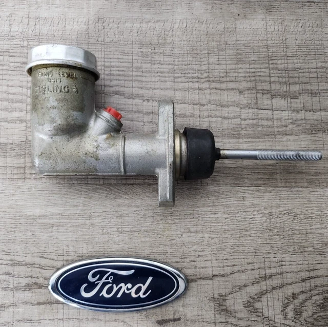 NOS FORD CORTINA Mk1 Girling Brake Master Cylinder 5/8" Genuine