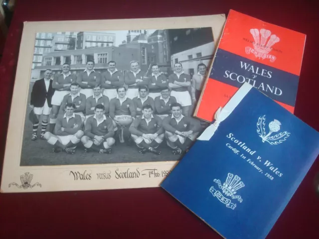 Dr N M PARKES RUGBY REFEREE 1958 WALES v  SCOTLAND PHOTOGRAPH & PROGRAM - MENU