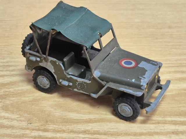 FJ France - Jeep Gevarm Avec Remorques - Électrogène Et Ravitaillement - Véhicule Militaire (Occasion)