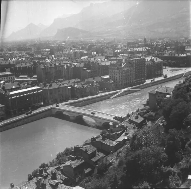 GRENOBLE c. 1950 - Panorama Vue sur la Ville Isère - Négatif 6 x 6 - ARA 130