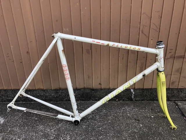 PELOTON　ホワイト　ピストフレーム Yahoo!オークション -「peloton フレーム」の落札相場・落札価格