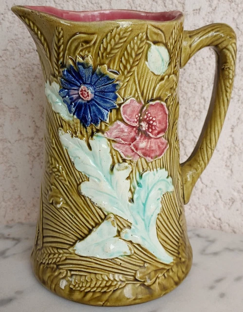 ANCIEN PICHET EN barbotine - Art nouveau - Décor Floral Aux Roses