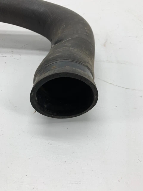 FREIGHTLINER DETROIT DIESEL DD15 Engine Upper Coolant Hose 05-27657-001