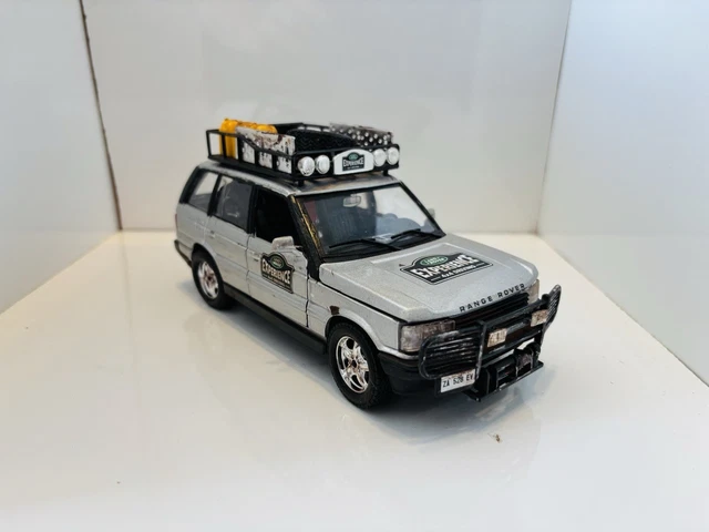 Burago 1/18 scale Diecast 18-12069 - Range Rover - Sport