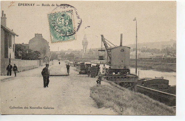 EPERNAY - Marne - CPA 51 - Péniches - bords de Marne - Quai de déchargements