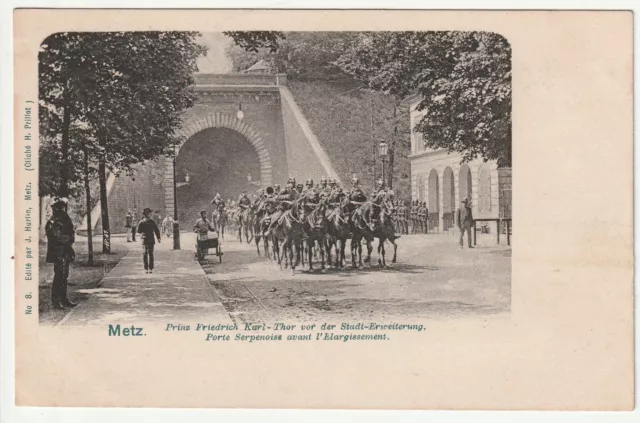 METZ - Moselle - CPA 57 - Military - Soldiers on horseback parade Serpenoise Gate