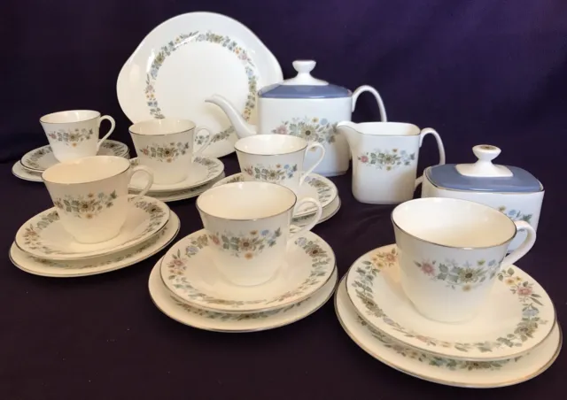 ROYAL DOULTON “Pastorale” 6 person TEA SET Teapot, Cups, Saucers, Cake Plates ++