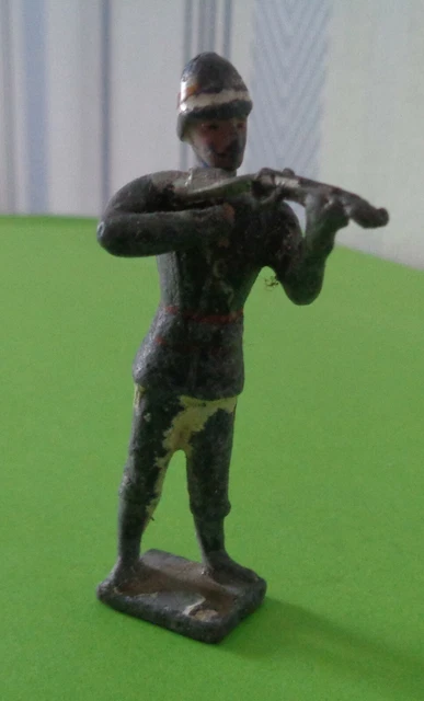 Figurines Ferme En Plomb Creux Anciennes - Quiralu, CBG Mignot, Collection