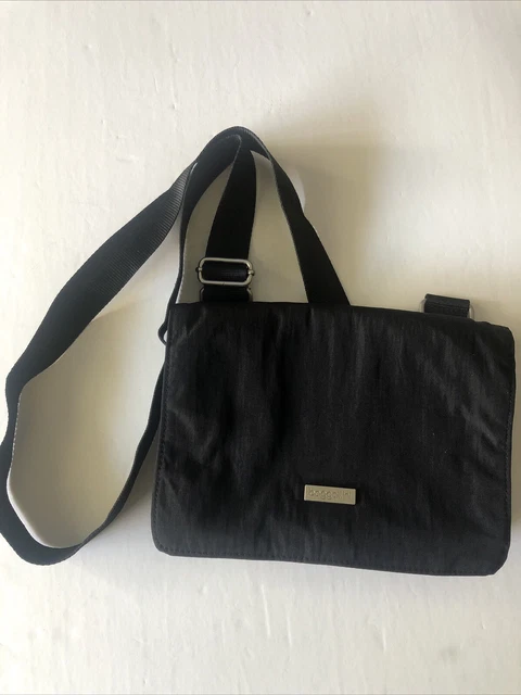 Baggallini Black Crossbody Travel Bag with Flap, 3 Zippered Pockets, Small EUC