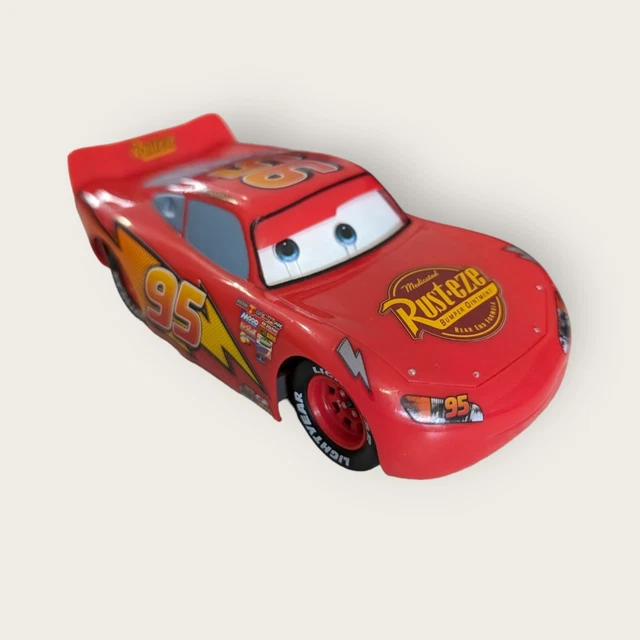 DISNEY/PIXAR CARS RADIATOR Springs Lightning McQueen Pull Back Car