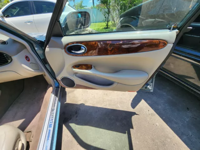 98 00 01 02 2003 Jaguar Xj8 Xjr Vanden Plas Right Front Interior Door Panel Agd