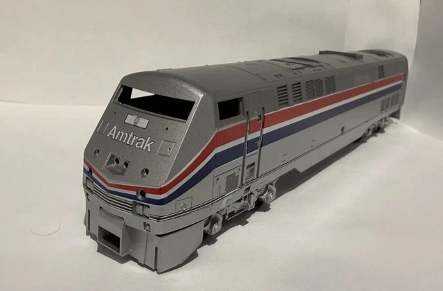 HO SCALE ATHEARN Amtrak P40 / AMD-103 #9 Dummy Locomotive/KIT