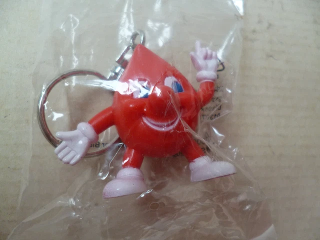 SCHLÜSSELANHÄNGER - &ROTES KREUZ TRÖPFCHEN " Werbefigur Blutstropfen ... SCHLÜSSELANHÄNGER - &ROTES KREUZ TRÖPFCHEN " Werbefigur Blutstropfen ...