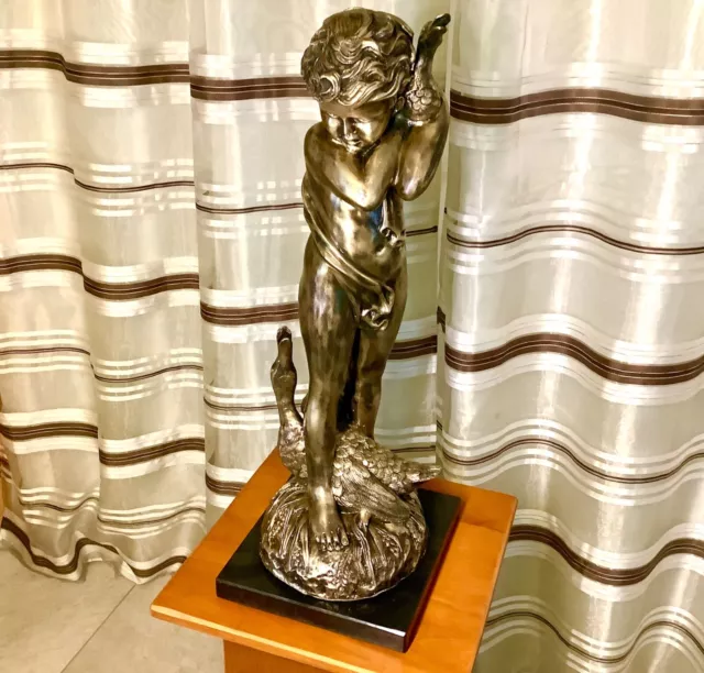 Große Bronze Figur, Junge mit Gänsen, Knabe, Putto, Akt, modern, 70 cm  25,5 kg