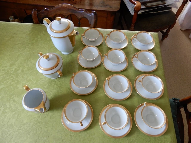 Service à Café En Porcelaine De Limoges - Décor Cygnes, Marque Françoise De St Germain, Bon état