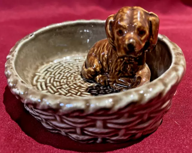 WADE WHIMSIE Red Setter Puppy Dog In Basket Pin Dish Figurine Mint Cond