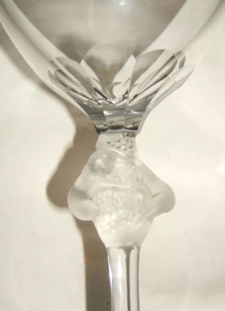 Grand Verre Prestige Cristal Signe Lalique France Femme Entrelacee Modele Roxane 2