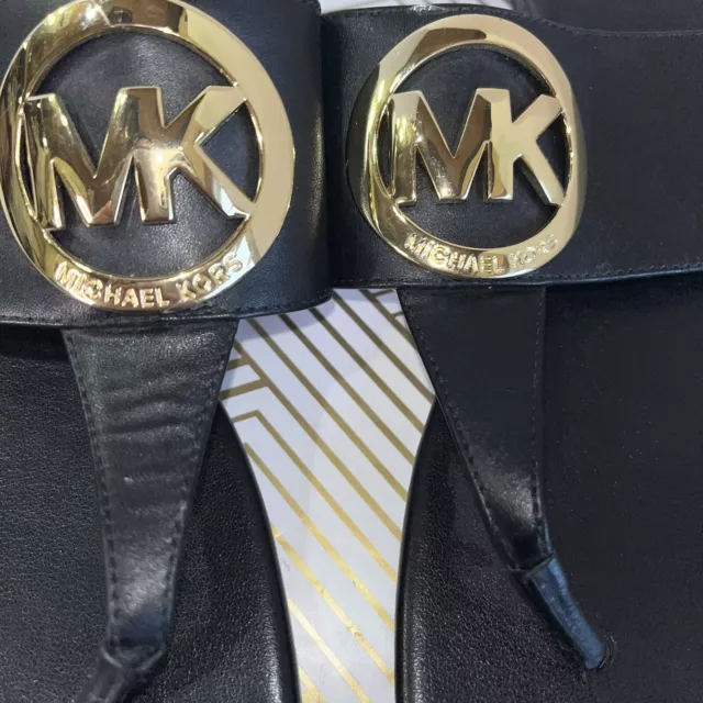 MICHAEL KORS RACQUEL THONG SANDALS Women's Size 8.5 Black Gold Logo Medallion