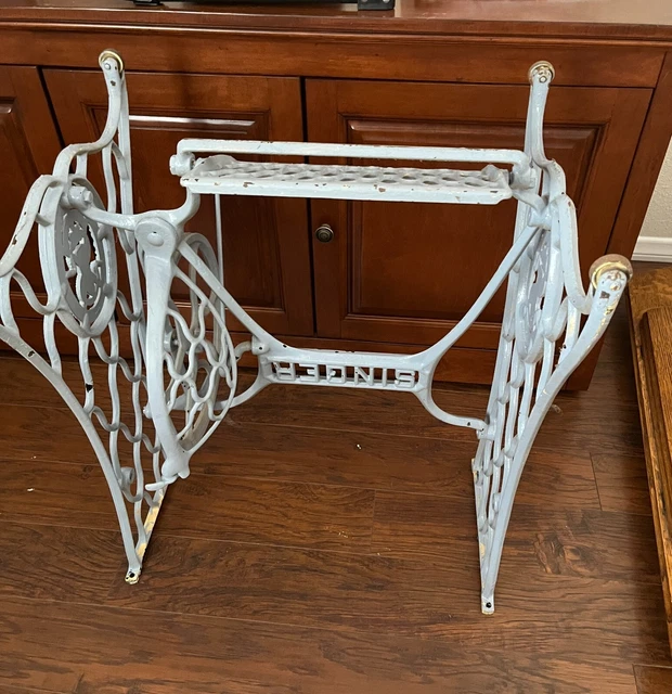 VINTAGE SINGER SEWING Machine Treadle Base Legs with Pedal Cast Iron