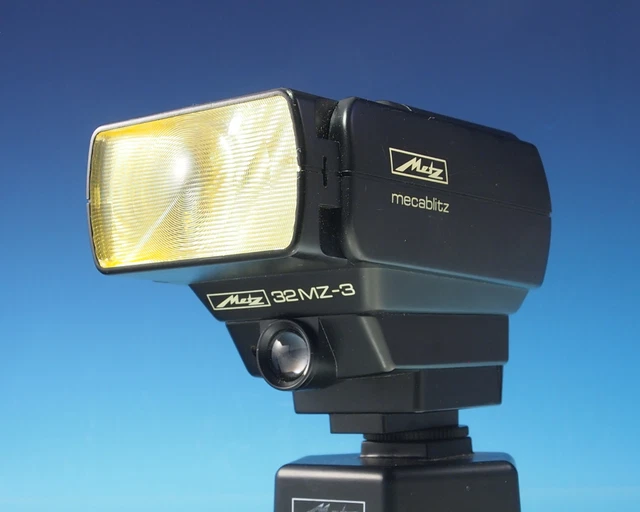Metz Mecablitz Blitzgerät flash 32 MZ-3 mit SCA 3401 Fuß für Nikon - (201920)