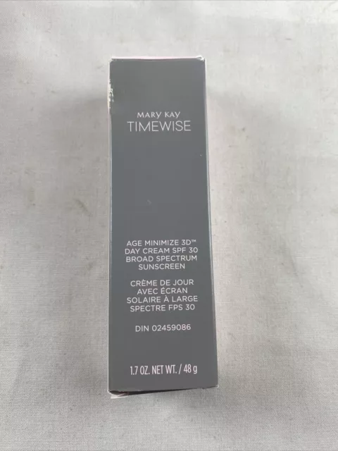 Mary Kay TimeWise Age Minimize 3D Day Cream for Oily Skin - 1.7oz Exp 5/21