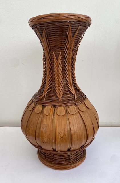 Vase Ancien En Rotin Tressé - Parfait état - Décoration Vintage