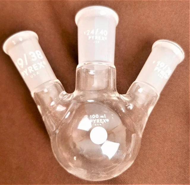 Corning PYREX 4965-100 Three-Neck Distilling Flask - 100mL