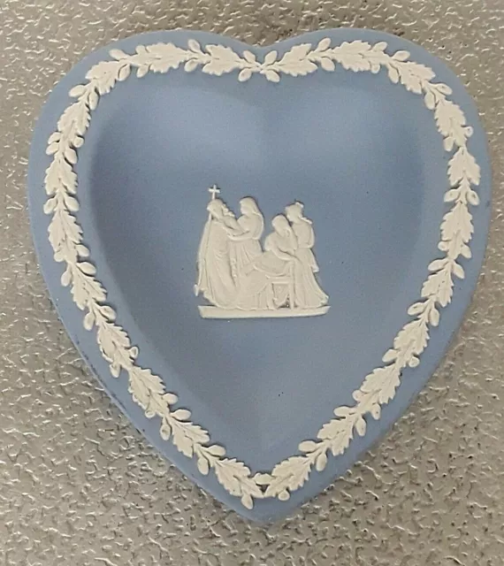 Wedgwood Jasper Ware Light Blue & White Heart Shaped Trinket / Pin Dish