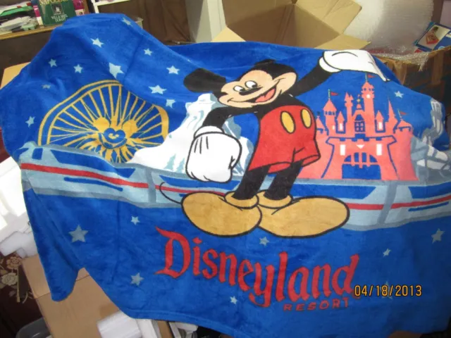 Disney Land Mickey Mouse Throw Blanket Vintage Fleece