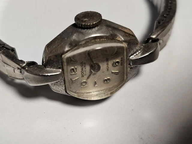 Montre Rodania Femme à Strass - Occasion - État à Réviser Ou Pour Pièces - Modèle 10-44